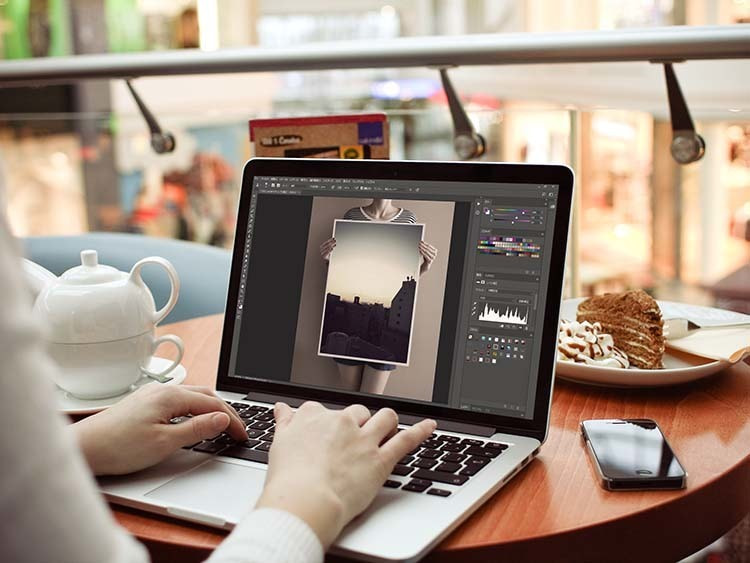 Photoshopで写真の補正加工・画像合成・ロゴ/アイコン制作・UI/Mockup制作 etc